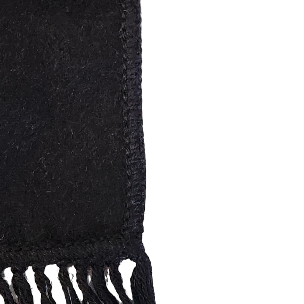 ALPACA CAMARGO alpaca wool fringed scarf in black made in Peru - Picture 2 of 9